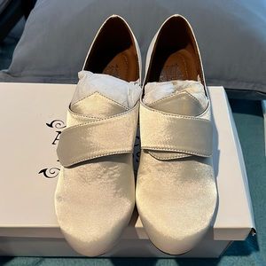 American Duchess dyeable cotton sateen shoes.